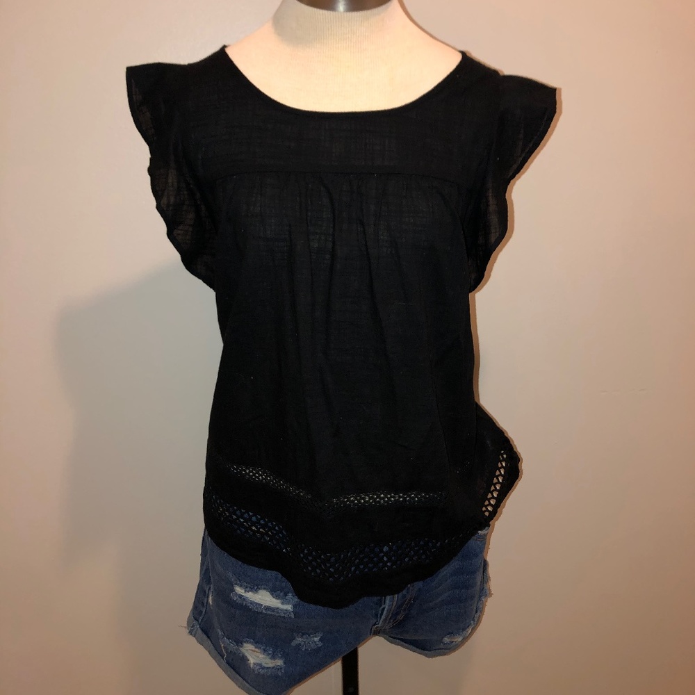 Old Navy, Large, Black top with Ruffle Sleeve